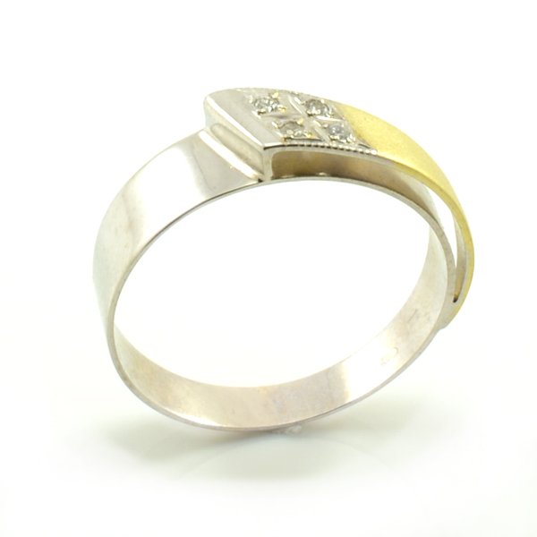 Zlatý decentný prsteň zo žltého a bieleho zlata